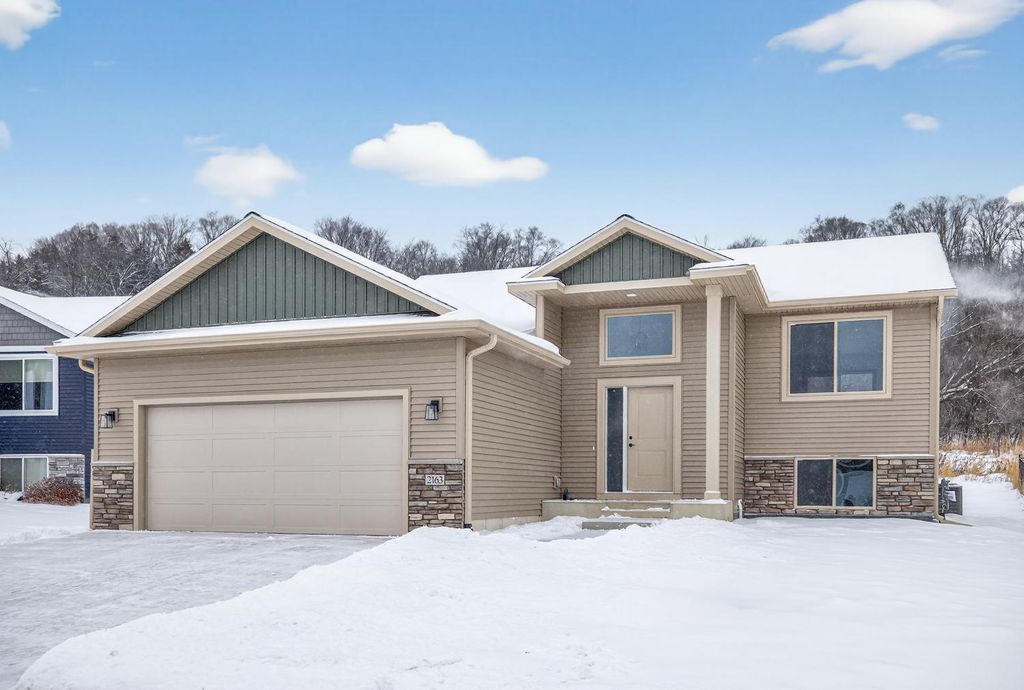 Photo of 2163 Hadley Hills Drive NE, Rochester, MN 55906 (MLS # 7001424)