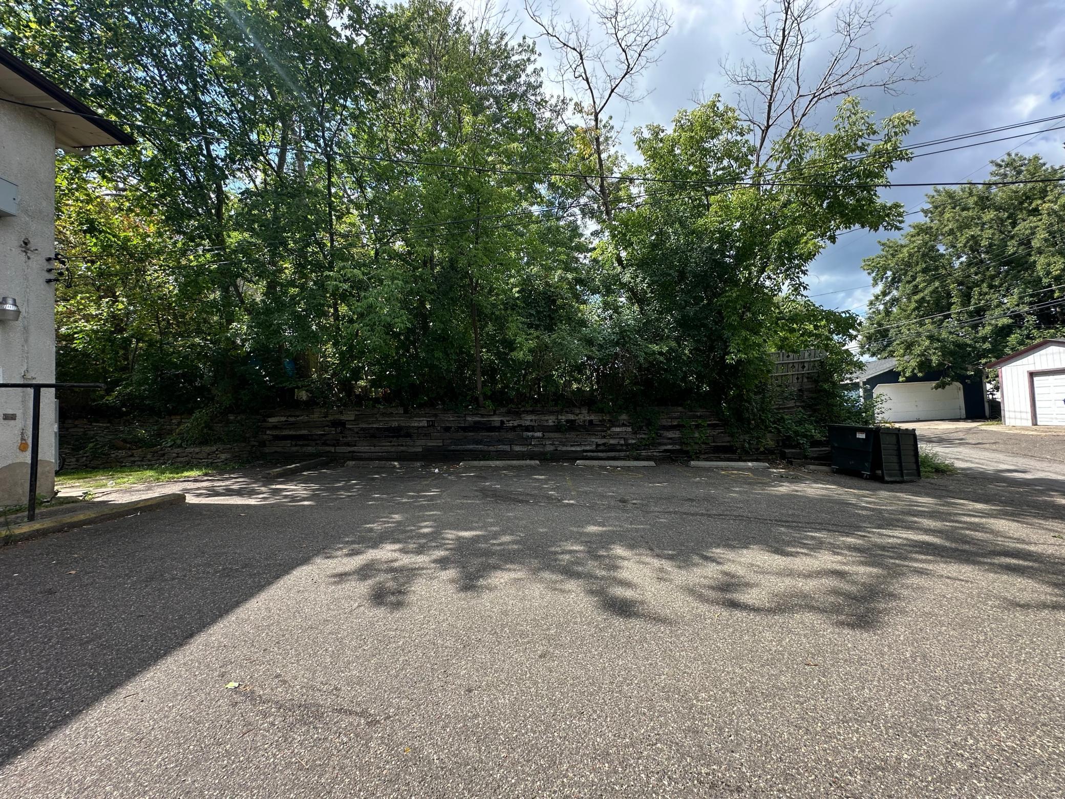 1711 7th Street E