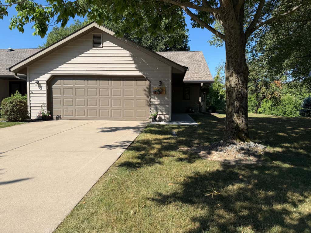 Photo of 657 Hi Park Avenue, Red Wing, MN 55066 (MLS # 7128595)