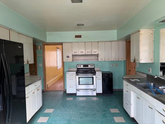 1030 Hyacinth Avenue E