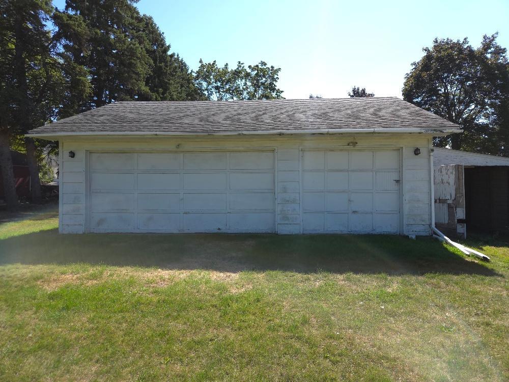 495 Vadnais Road