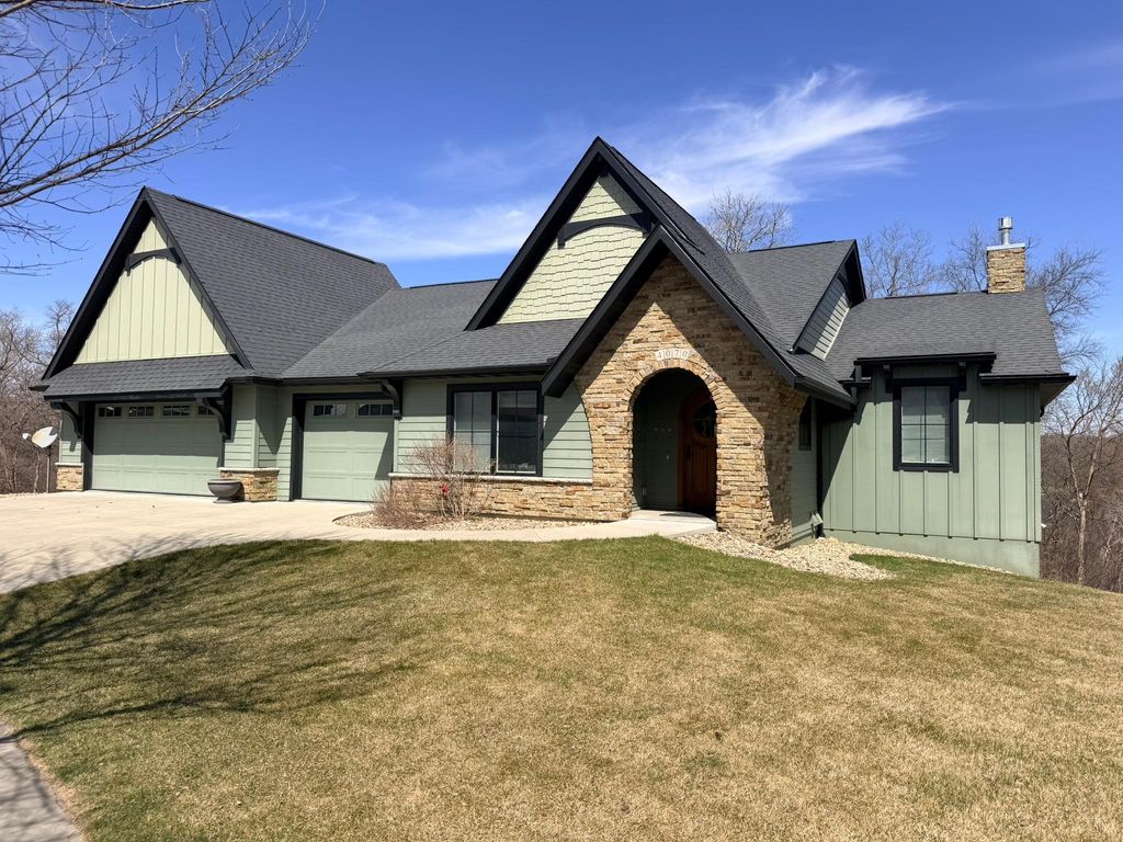 Photo of 4070 Cameo Place NE, Rochester, MN 55906 (MLS # 7051625)