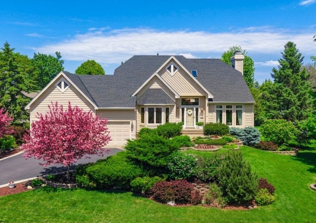 Photo of 11409 Louisiana Avenue S, Bloomington, MN 55438 (MLS # 7079755)
