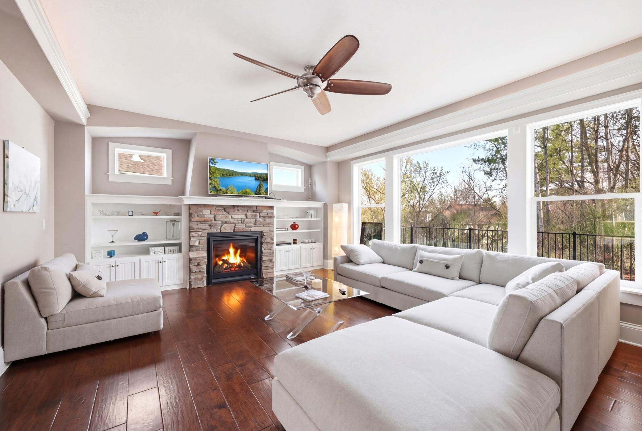 14267 Shady Beach Drive NE