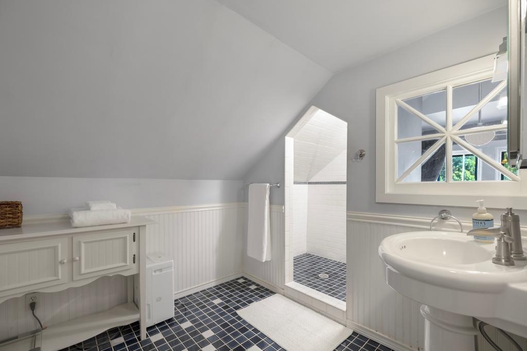 Photo of 2707 Hayes Street NE, Minneapolis, MN 55418 (MLS # 7145467)