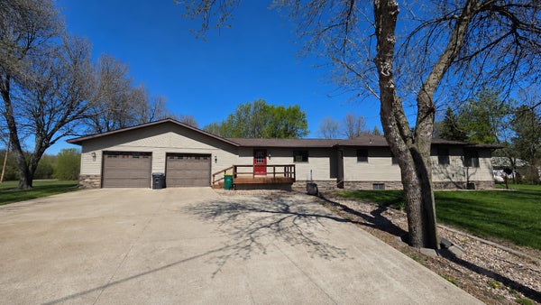 211 13TH ST, HERON LAKE, MN 56137 - Image cd911376b80a54fff86d2ea6f96aee23/2808272369