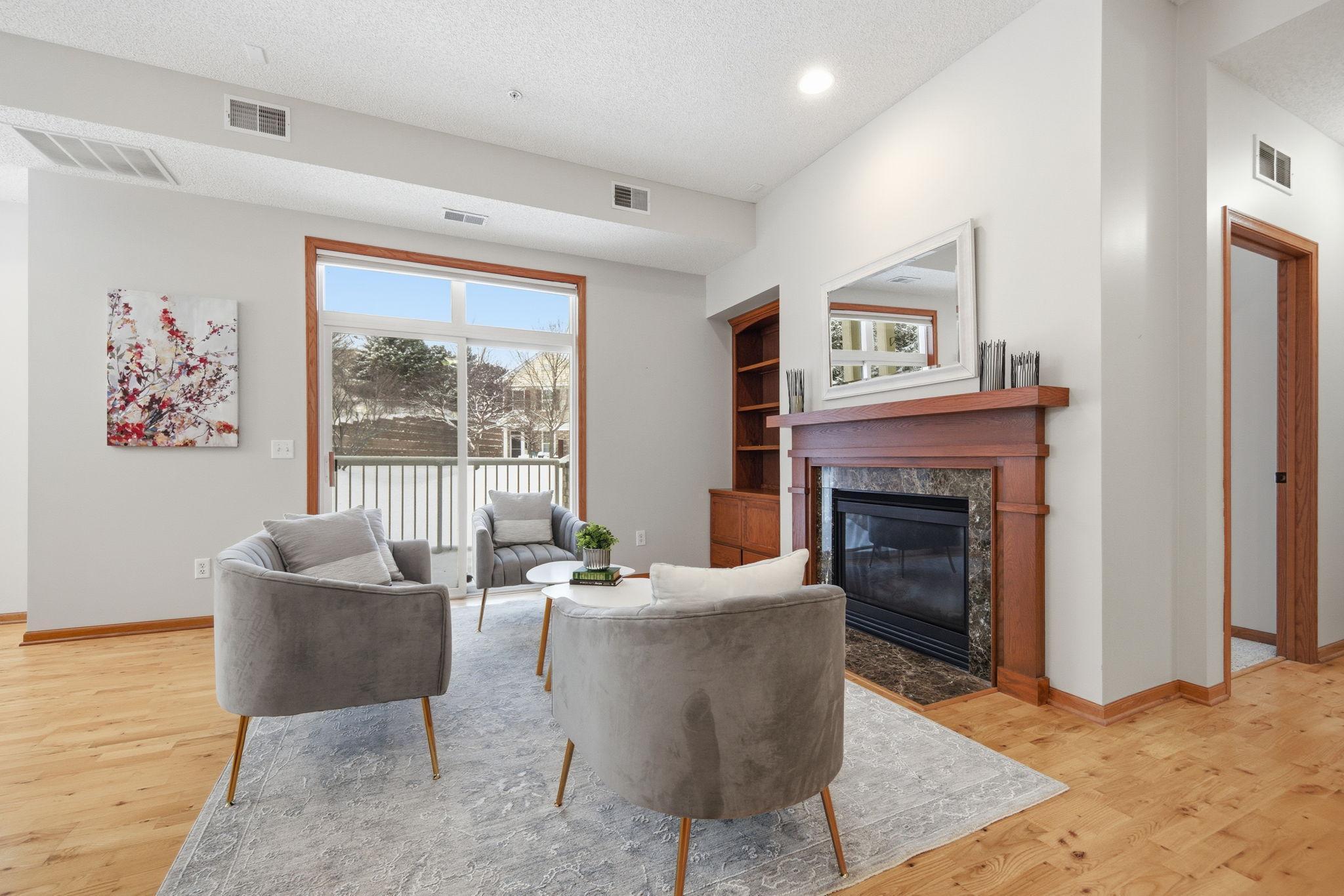 1256 County Road D E 104