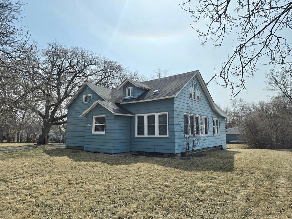 Photo of 1127 7th Street, International Falls, MN 56649 (MLS # 7012528)