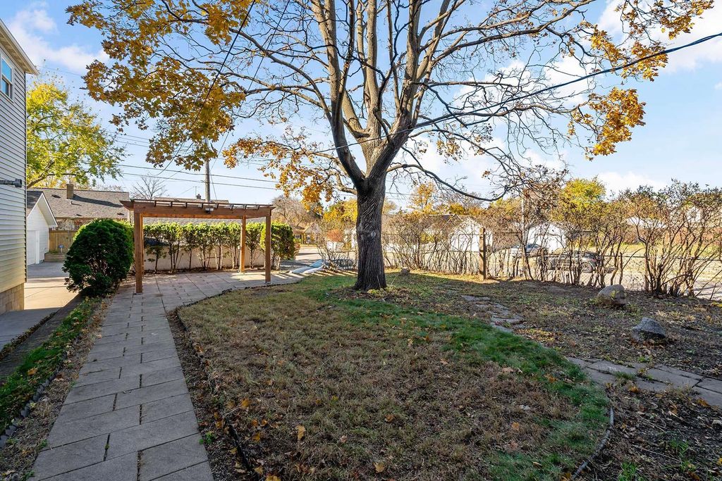 Photo of 5400 Nokomis Avenue, Minneapolis, MN 55417 (MLS # 7015996)