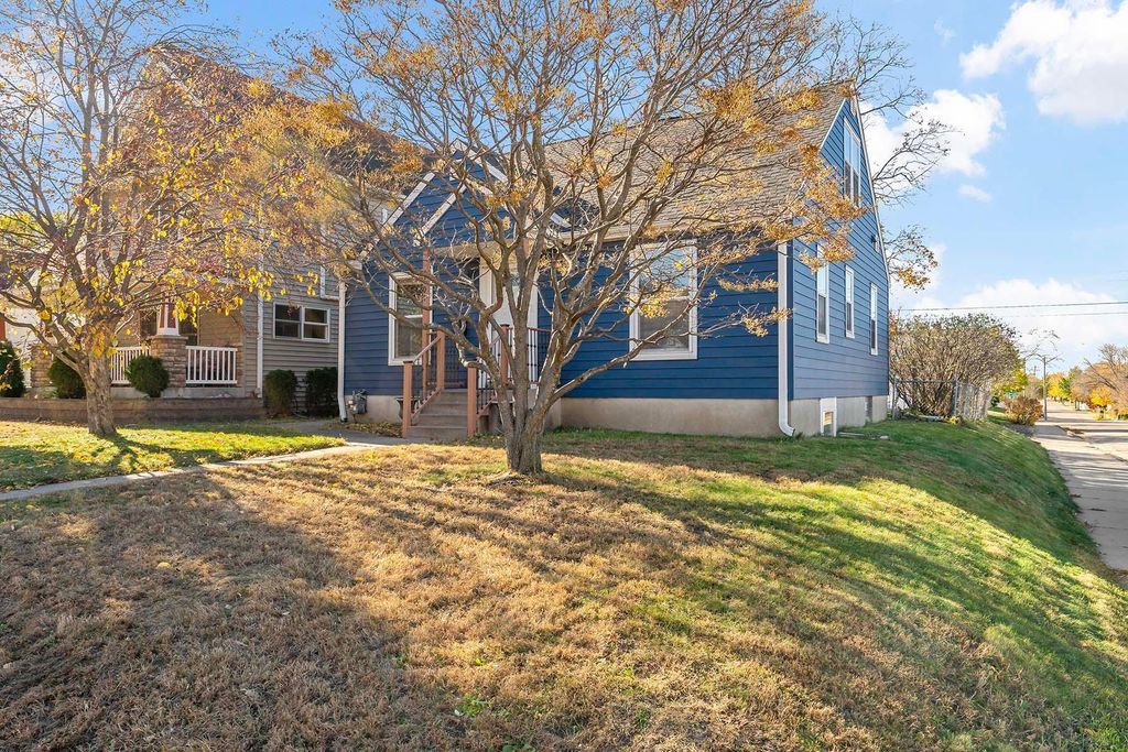 Photo of 5400 Nokomis Avenue, Minneapolis, MN 55417 (MLS # 7015996)