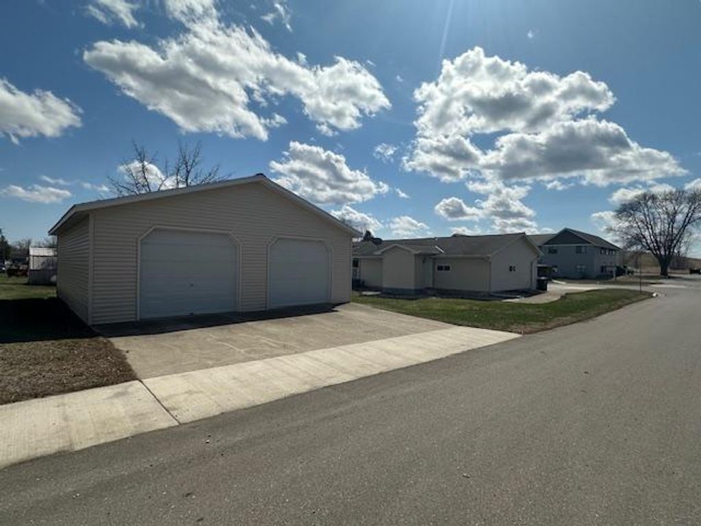 Photo of 701 3rd Street, Barrett, MN 56311 (MLS # 6708275)