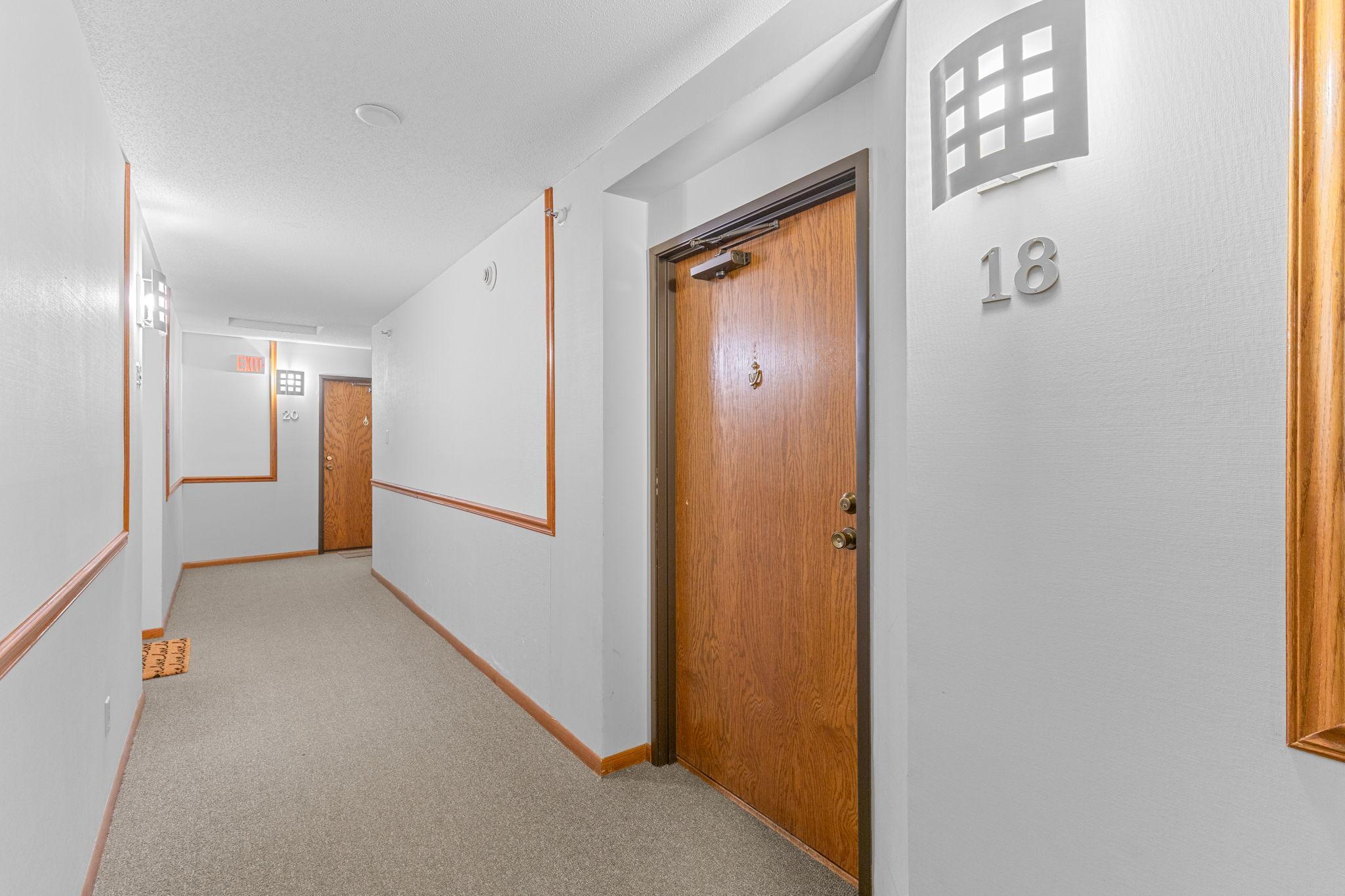 1225 Ferndale Street N B18