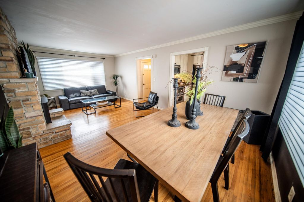 Photo of 1003 10th Street NE, Rochester, MN 55906 (MLS # 7022704)