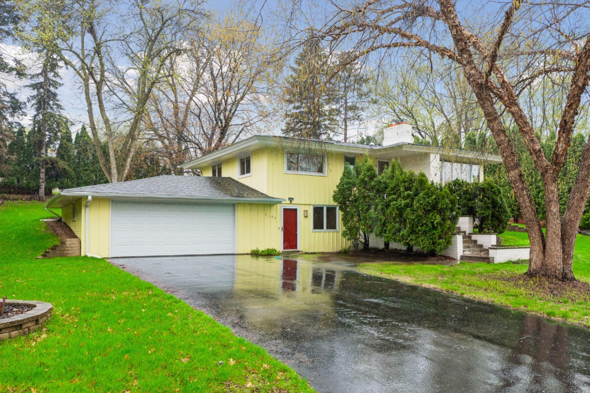 2184 Rosewood Lane N