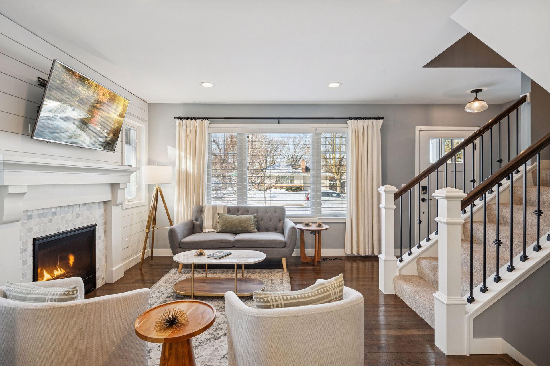 5557 Girard Avenue S