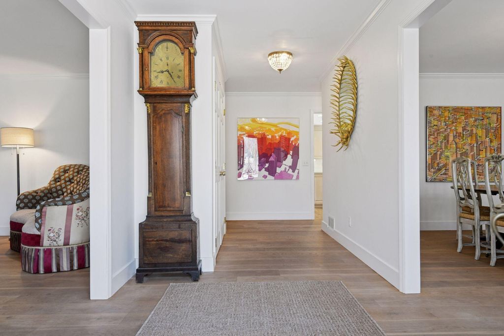 Photo of 425 Ferndale Road N, Wayzata, MN 55391 (MLS # 7057354)