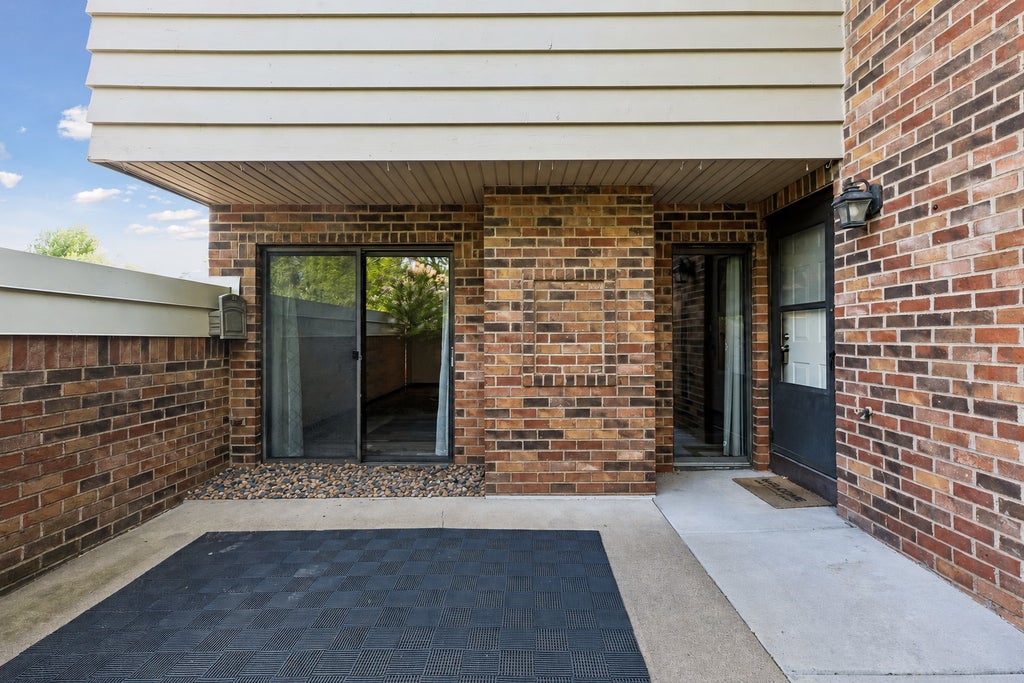 Photo of 3680 Independence Avenue S #10, Saint Louis Park, MN 55426 (MLS # 7150098)