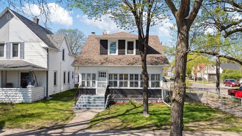 983 Sherburne Avenue Saint Paul MN 55104