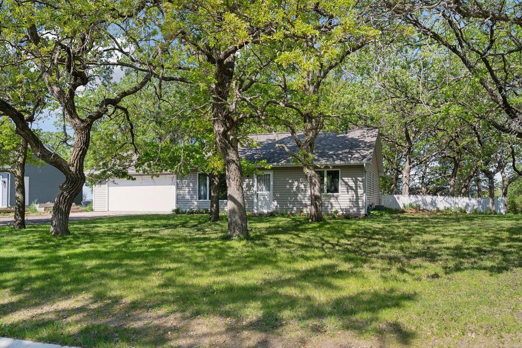 Photo of 193 Norwood Drive, Big Lake, MN 55309 (MLS # 7081034)