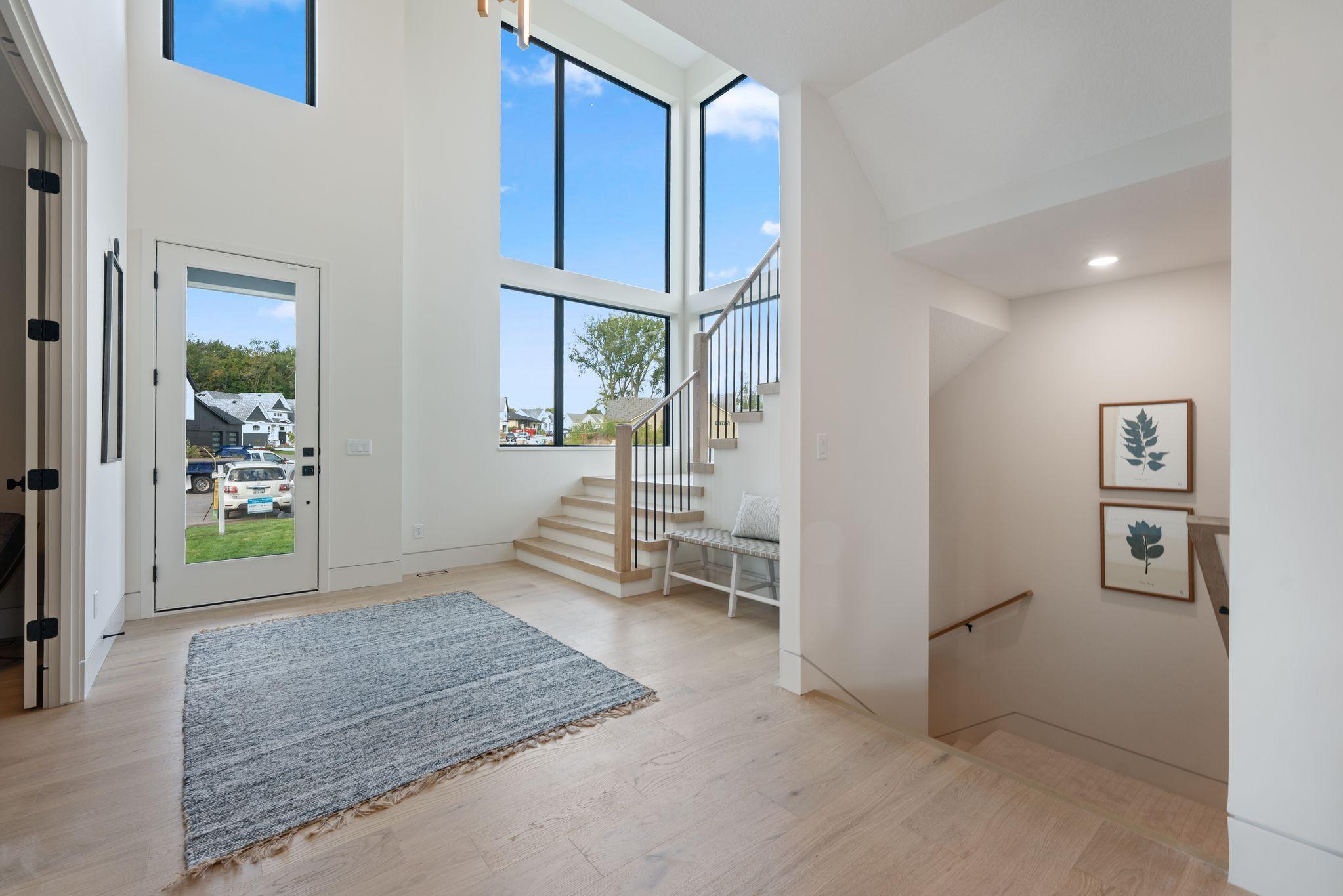 9602 Crestwood Terrace