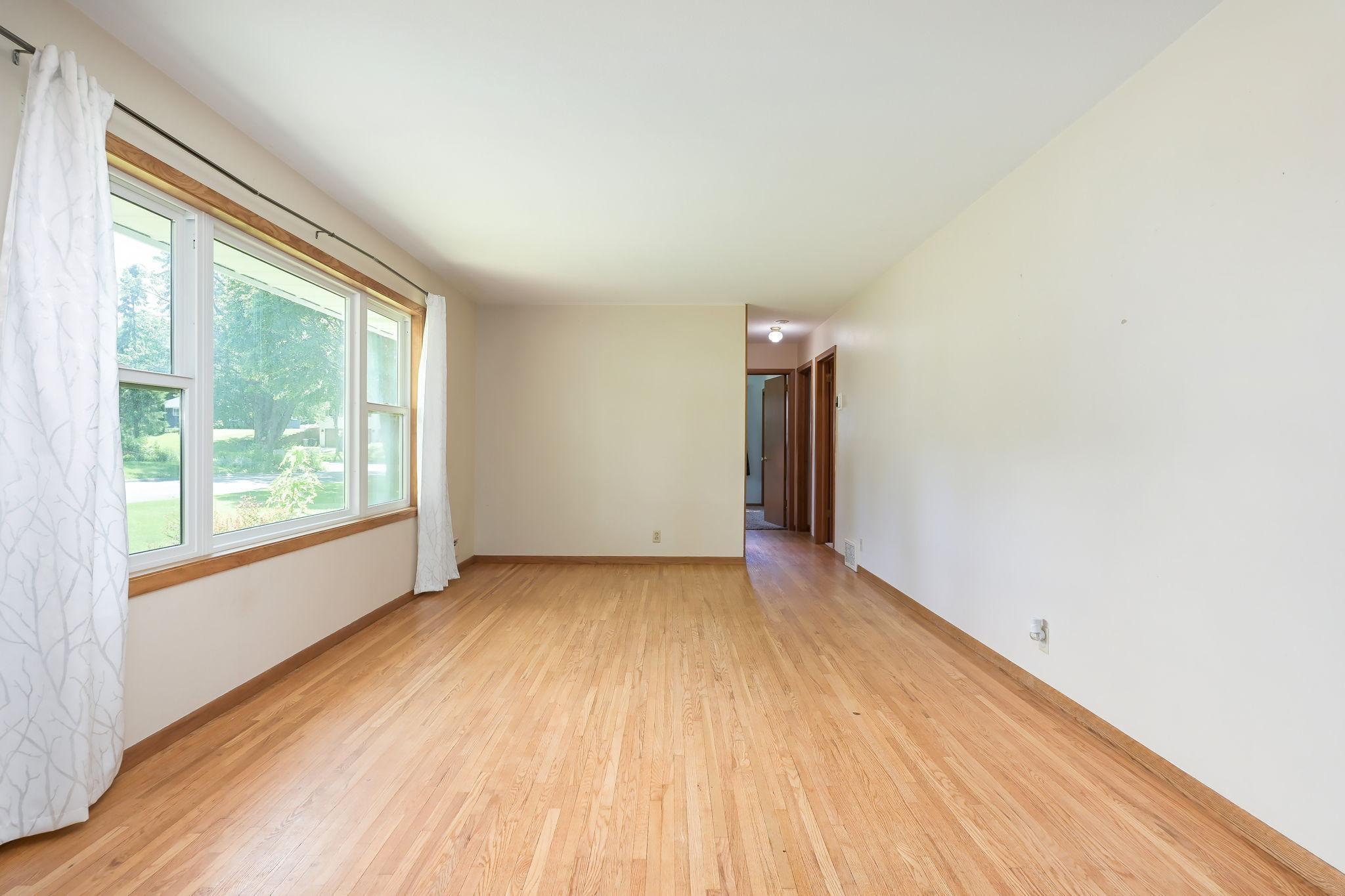 400 Unique Drive