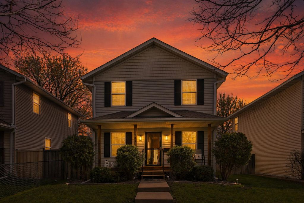 Photo of 281 Winifred Street E, Saint Paul, MN 55107 (MLS # 7062277)