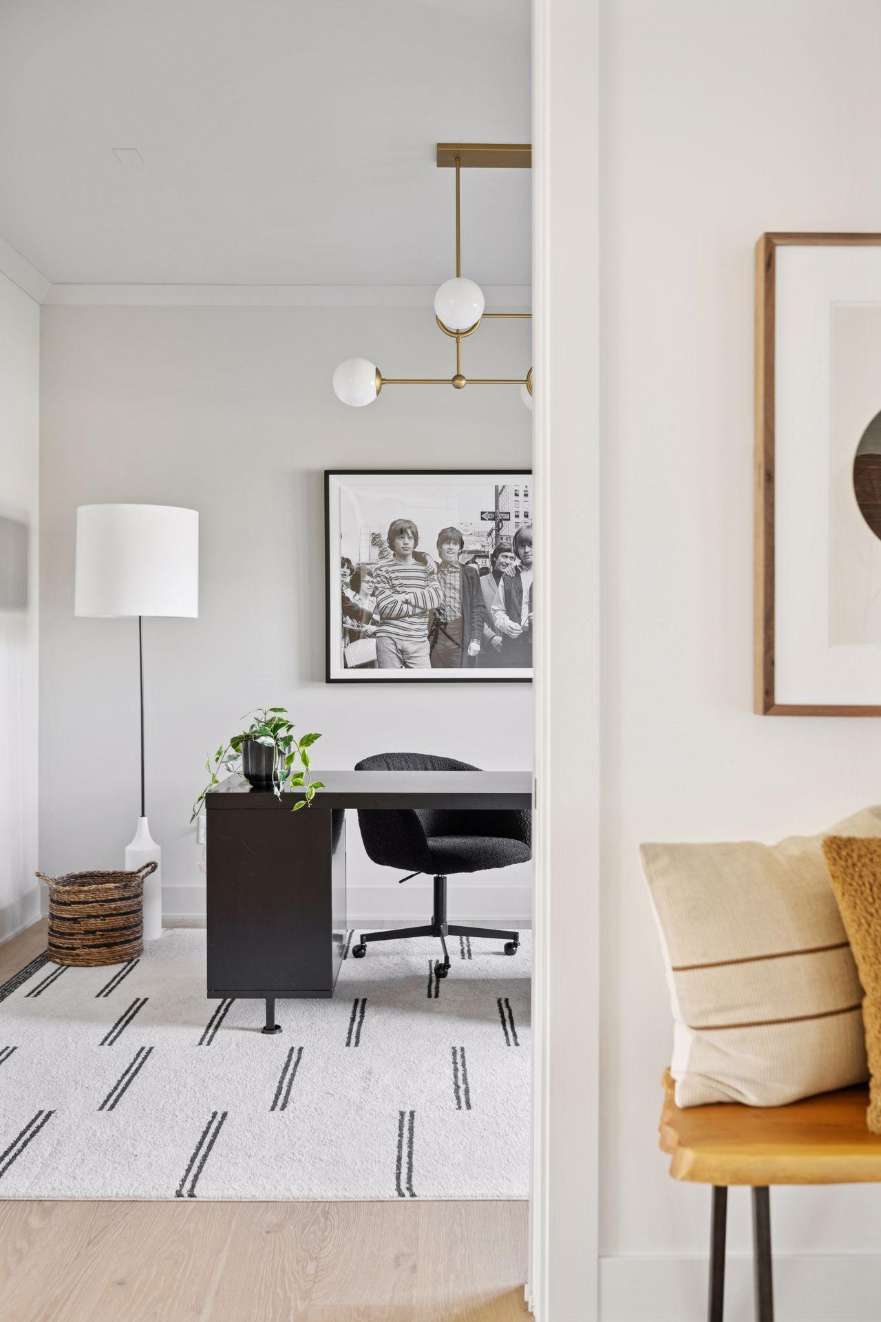 3447 Falcon Circle NW