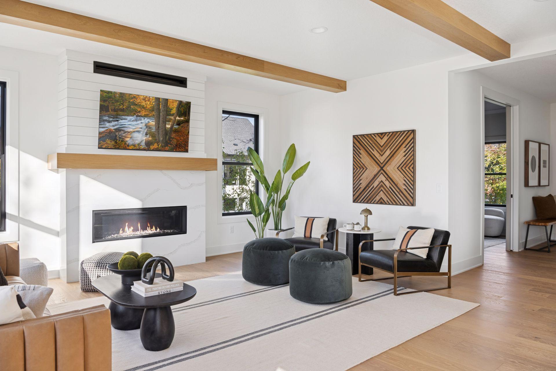 3447 Falcon Circle NW