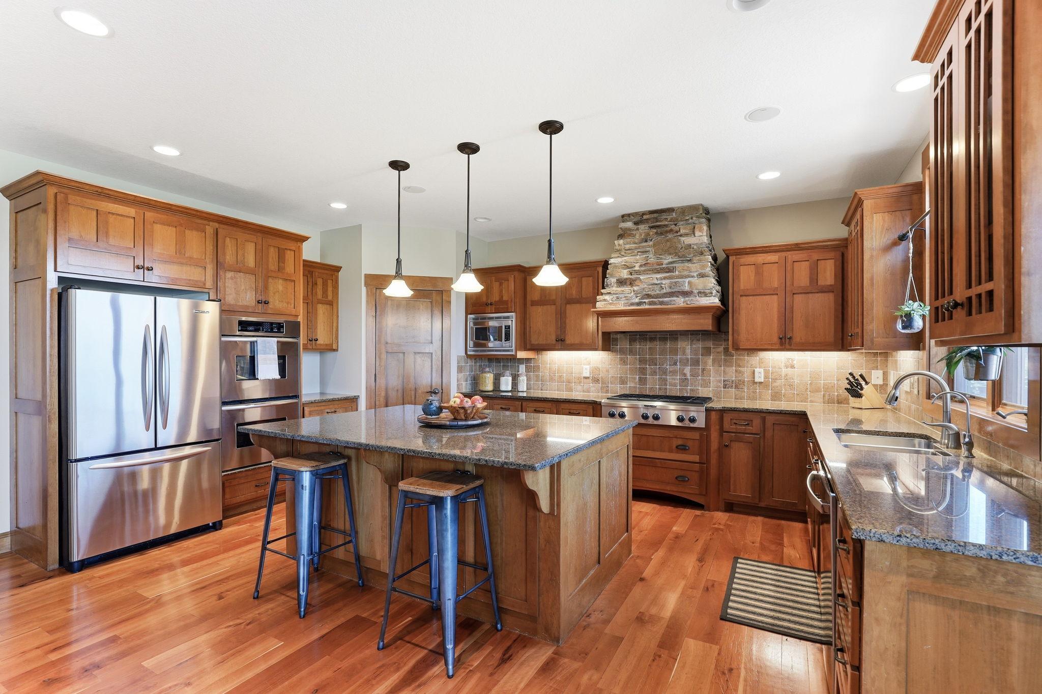 11545 Hillcrest Court N