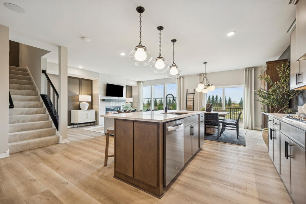 Photo of 10398 McGregor Boulevard, Woodbury, MN 55129 (MLS # 7147387)