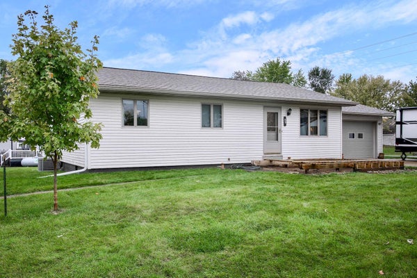 89 W 13TH ST, COCHRANE, WI 54622 - Image ce20c3c08fce9e2d4b6f6673fd422bd4/179082492
