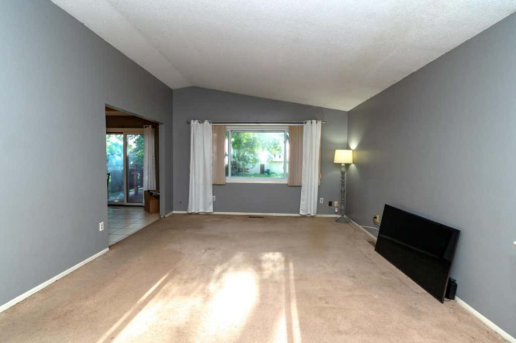 Photo of 7733 Kentucky Avenue N, Brooklyn Park, MN 55445 (MLS # 7123375)