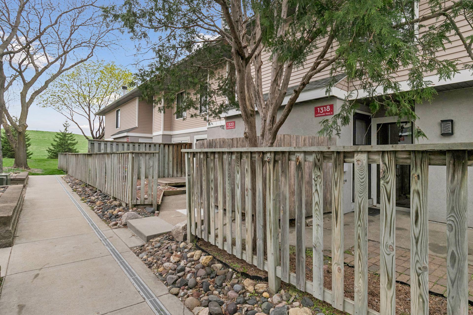 1318 Landmark Trail N