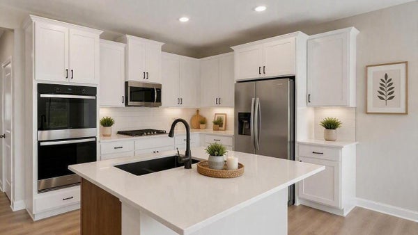 2140 BLUFF HEIGHTS DR, SHAKOPEE, MN 55379 - Image ce40820c2bcfc79e7dd1feb02aeabf49/360932525
