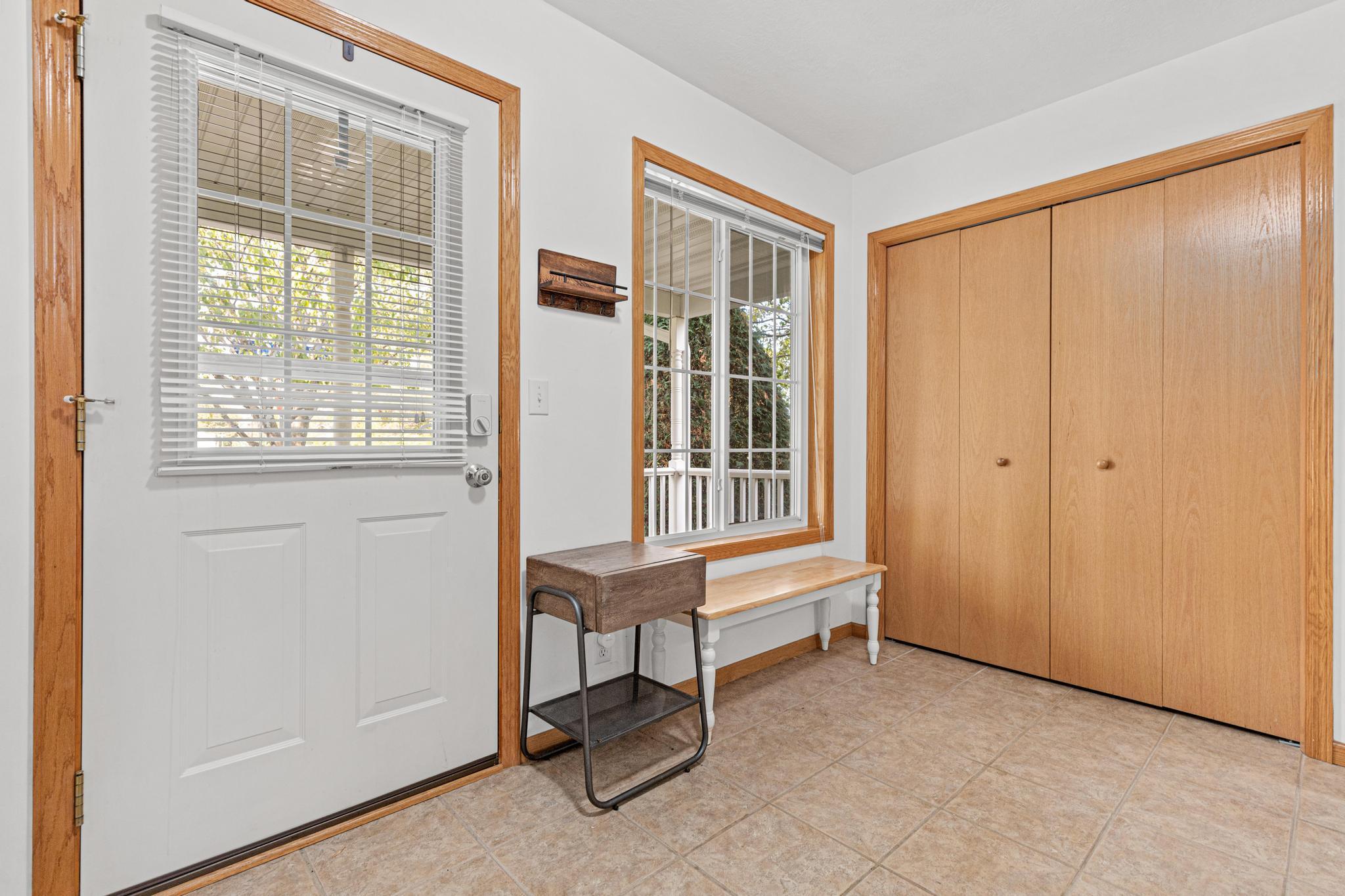 5667 138th Street N