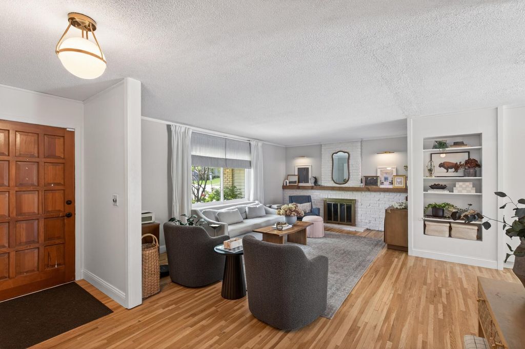 Photo of 6437 134th Street W, Apple Valley, MN 55124 (MLS # 7072742)