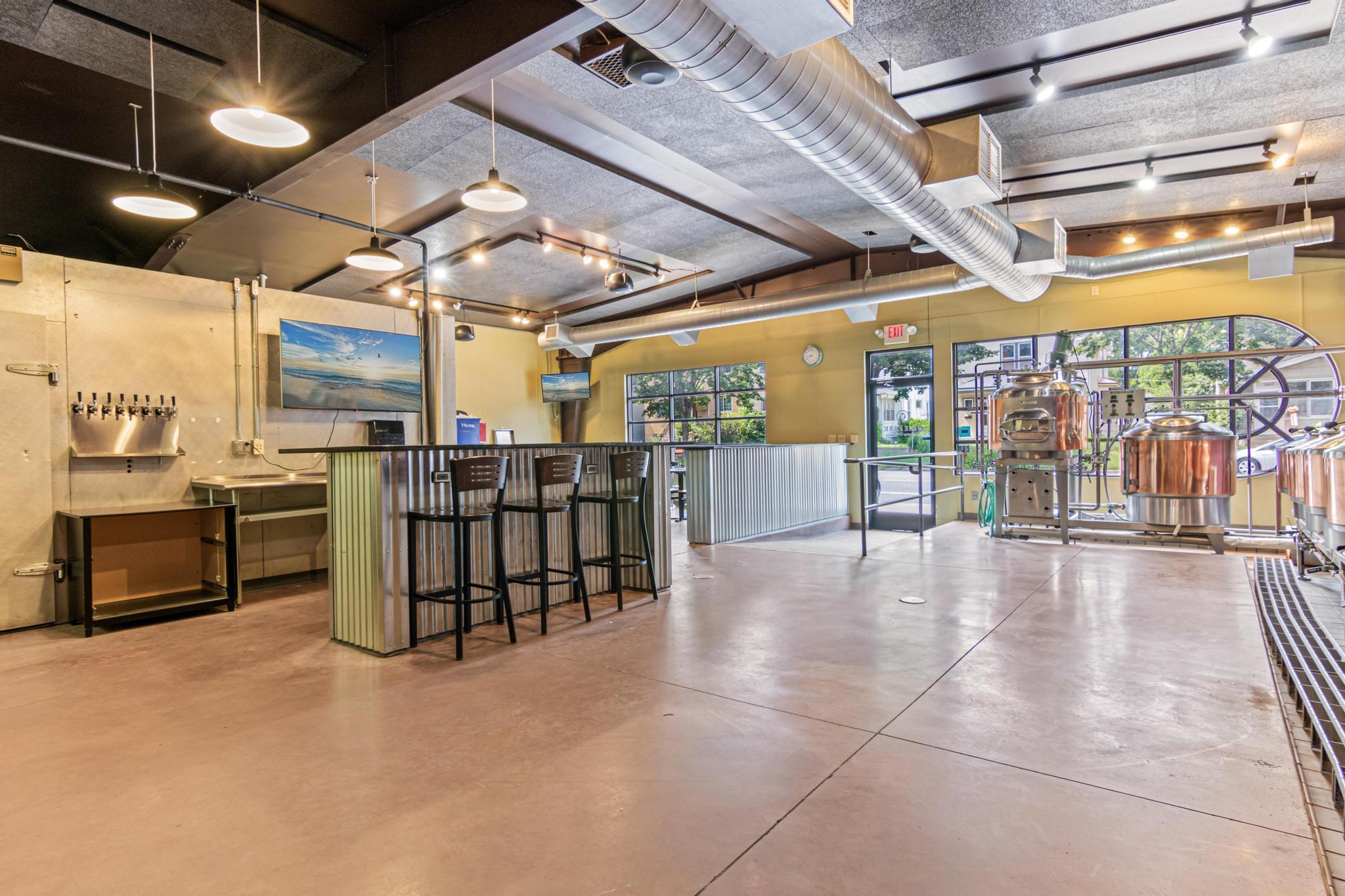 1254 7th Street W