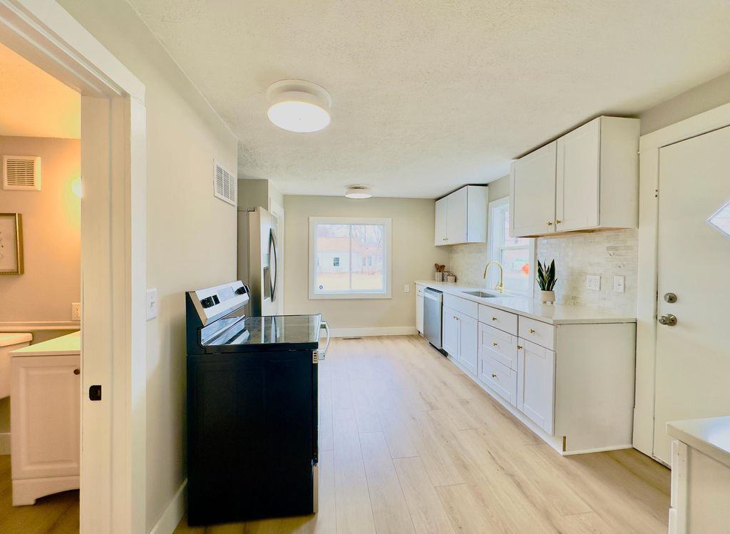 Photo of 120 4th Street, Farmington, MN 55024 (MLS # 7065600)
