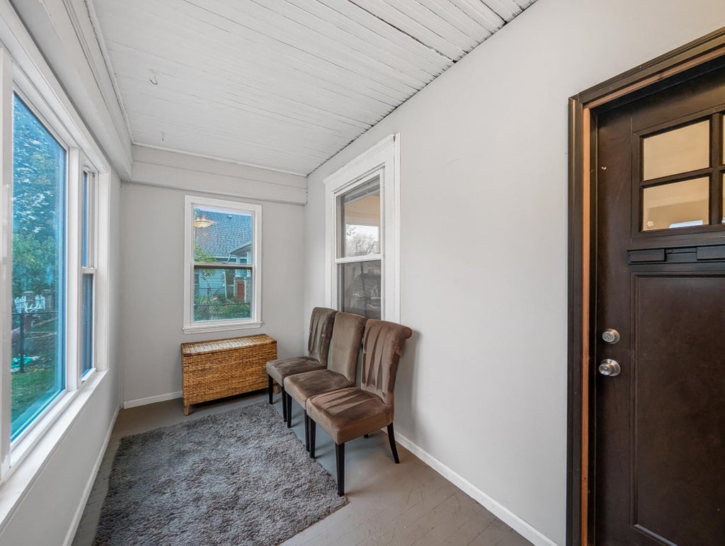 Photo of 1532 Monroe Street NE, Minneapolis, MN 55413 (MLS # 7161074)