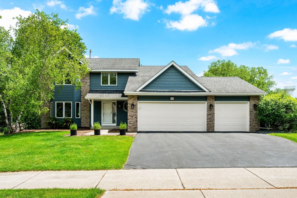 Photo of 550 Hawthorne Woods Drive, Eagan, MN 55123 (MLS # 7074027)