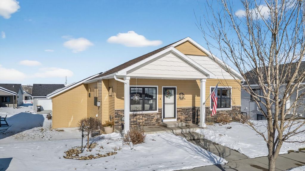 Photo of 5207 56th Street NW, Rochester, MN 55901 (MLS # 7030082)