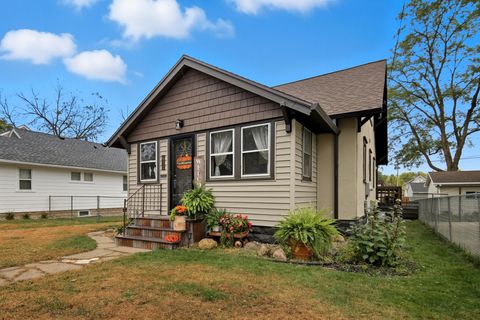 Photo of 611 8th Avenue SW, Austin, MN 55912 (MLS # 6803847)