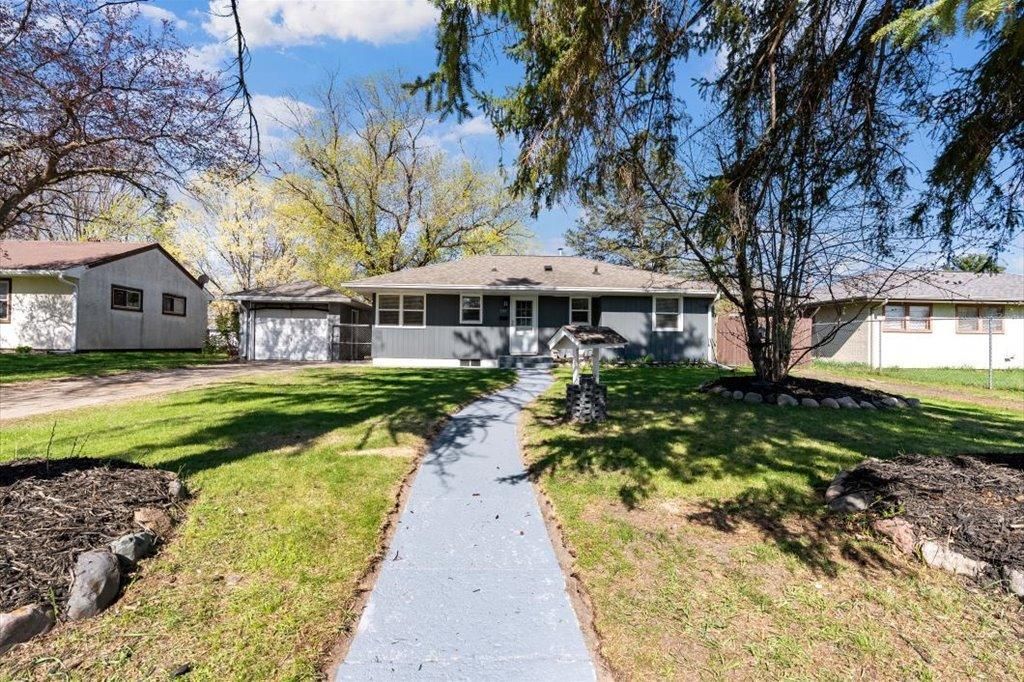 Photo of 1301 9th Avenue NE, Brainerd, MN 56401 (MLS # 7063484)