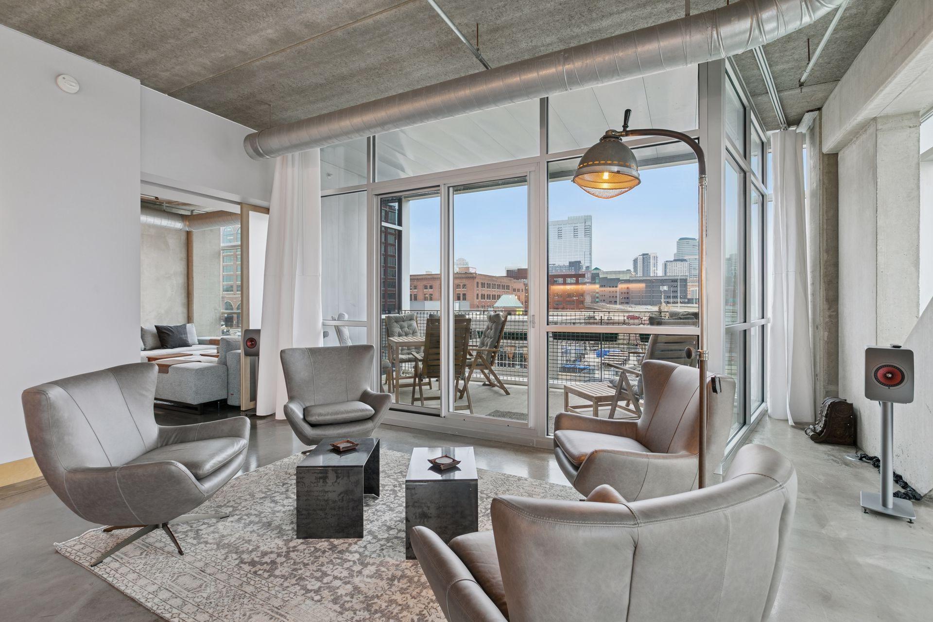 345 6th Avenue N 405