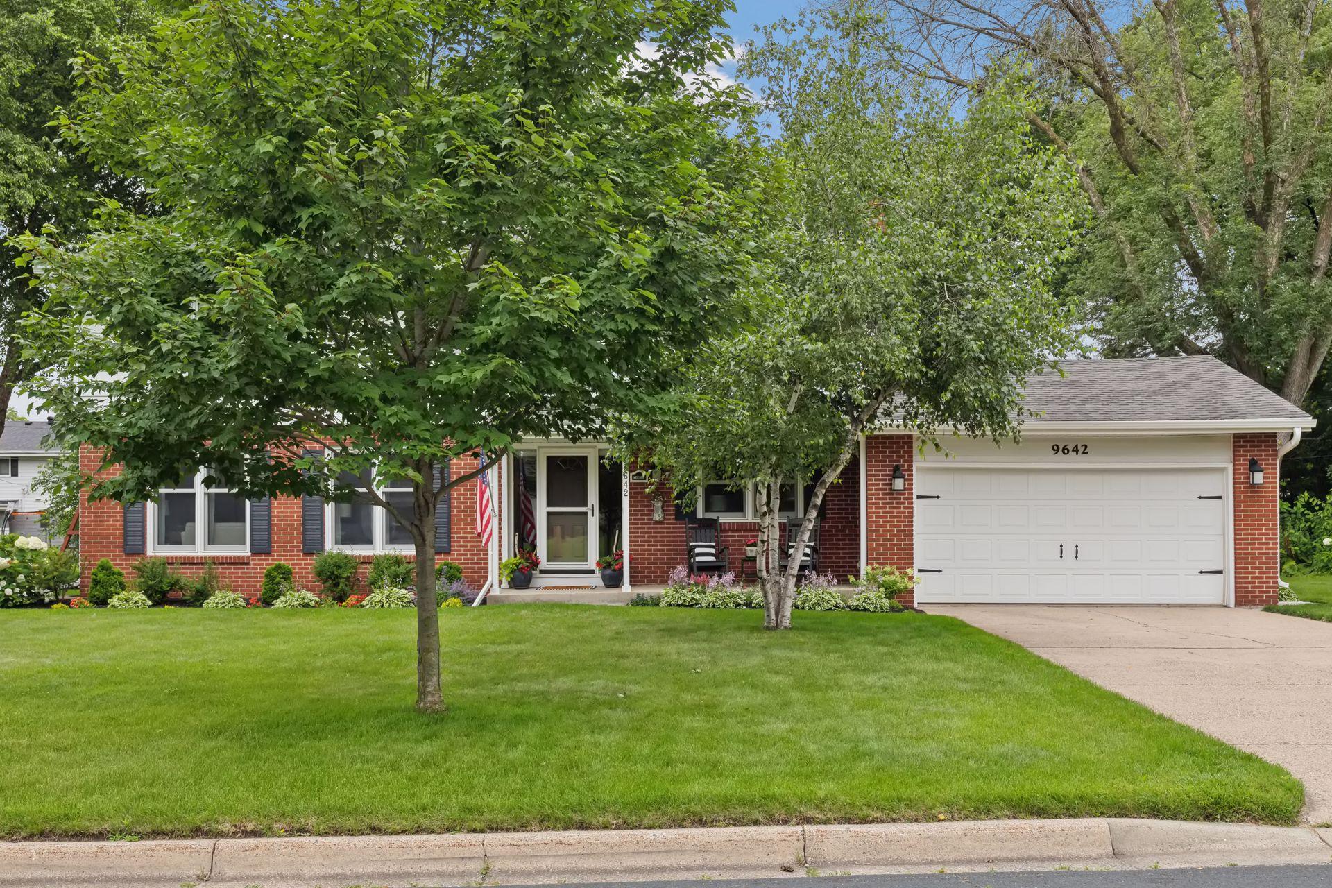 9642 Upton Road