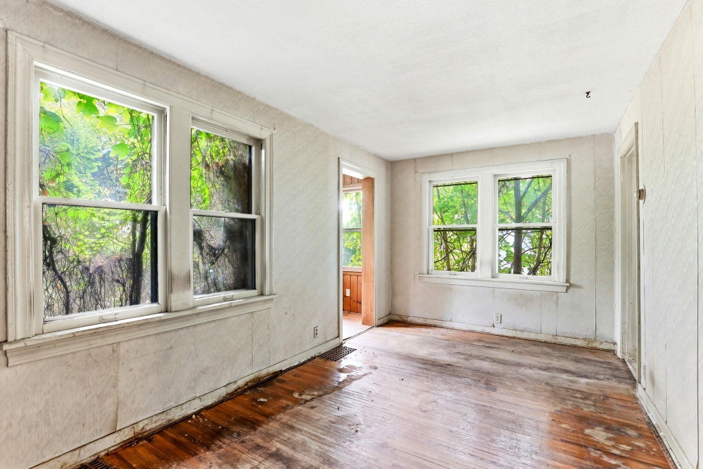 Photo of 4039 Upton Avenue N, Minneapolis, MN 55412 (MLS # 7133204)