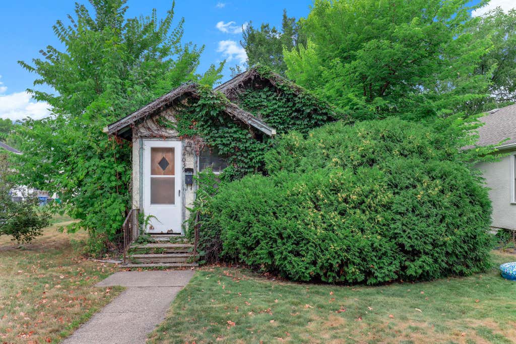 Photo of 4039 Upton Avenue N, Minneapolis, MN 55412 (MLS # 7133204)