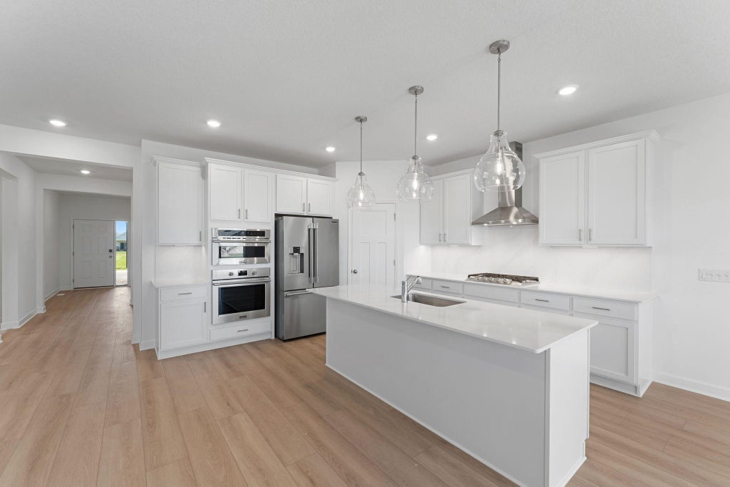 Photo of 5184 Long Pointe Bay, Woodbury, MN 55129 (MLS # 7101989)