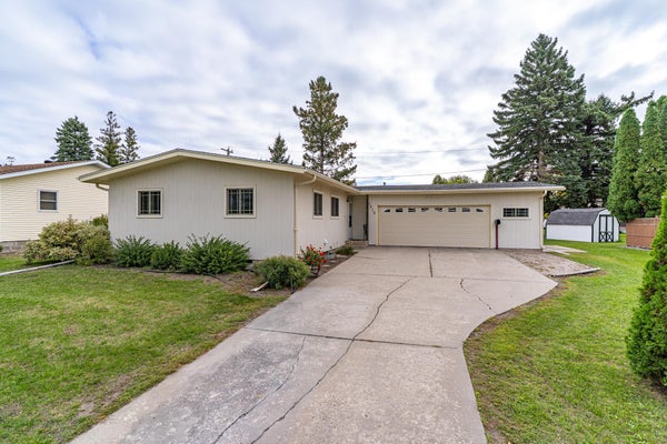1618 HOVEN LN, CROOKSTON, MN 56716 - Image cebb991d9e8960fd2a66cbdf2b829535/3068075618