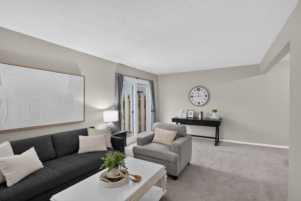 Photo of 456 Dorland Court S, Maplewood, MN 55119 (MLS # 7144180)
